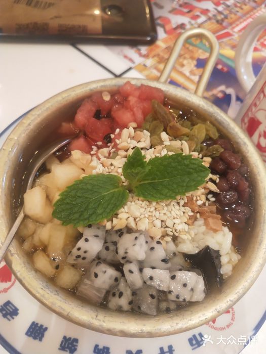 贤合庄卤味火锅(岭南天地店)冰粉图片