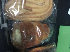 -白玉兰酒店(上海田子坊马当路地铁站店)