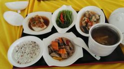 饭菜非常合口味-宝媛会月子中心(越秀店)