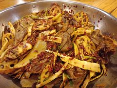 主打的干锅鸭头-安诚居干锅鸭头(八角店)