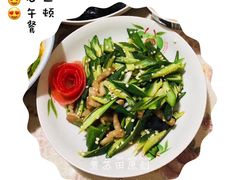 -鲸励母婴月嫂(望京店)