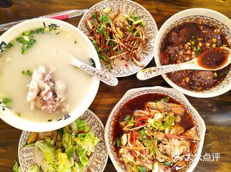 小区旁边的家常小馆一多村拾光坝坝宴(合能店)