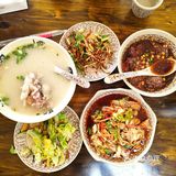 小区旁边的家常小馆一多村拾光坝坝宴(合能店)