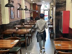 大堂-李先生牛肉面大王(青岛火车站东广场店)