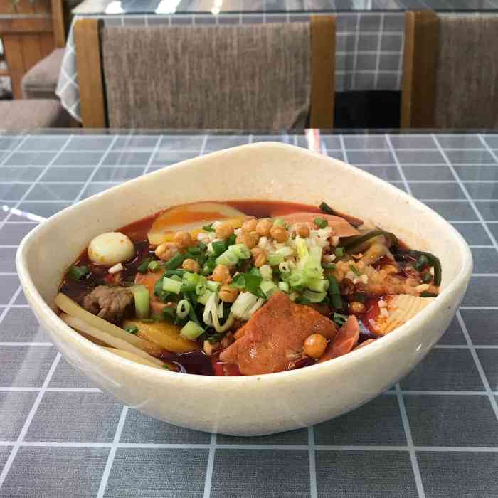 双椒记忆火锅冒菜(川师店)