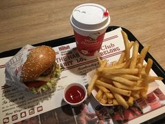 -The Habit Burger Grill 哈比特汉堡(爱琴海店)