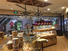面包甜点陈列柜-爱立颂(美莲广场店)