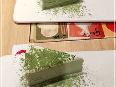 -必胜客(WOW中心城店)
