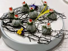 鱼子酱蒿菜石榴包-1921餐厅.精选.浙味(一线西湖湖景店)