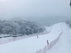 -鳌山滑雪度假区