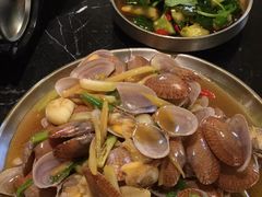 -蚝美人·生蚝海鲜烧烤(茶花园店)