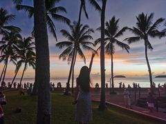 -Sunset Bar(丹绒亚路香格里拉店)