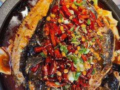 -鸣记脆皮烤鱼·海鲜烤鱼(三八广场店)