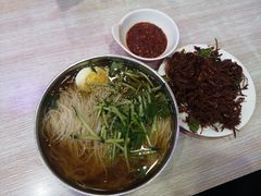 -三姐妹冷面馆(保卫路店)