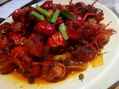全味虾球-巴厘龙虾·榜首油焖大虾(音乐学院·沿江酒馆店)
