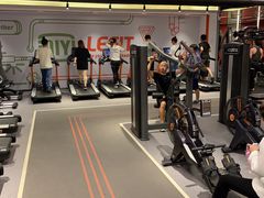 -乐刻运动(爱奇艺创新大厦店)