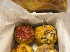 -SKROLL卡特司库·蛋糕定制·生吐司·司康(古北程家桥店)