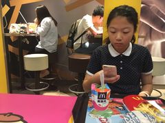 -麦当劳(海岸城店)