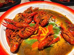 -沪小胖小龙虾(淮海中路旗舰店)