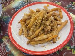 -闯关东东北农家菜(崂山石老人店)