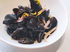 洋葱黑木耳-万龙洲海鲜(大兴绿地缤纷城店)
