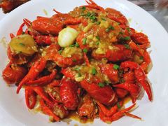 蒜蓉大虾-美膳居川菜馆油焖大虾烧烤(卓刀泉店)