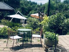 -Cafe In Little Forest