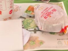 -麦当劳(东大桥店)