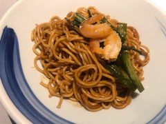 开洋葱油拌面-屋里厢上海菜馆