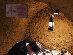 -破瓦寒窑·地摊烤羊排