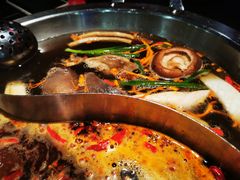 鸳鸯锅-井格重庆火锅(西直门凯德Mall店)