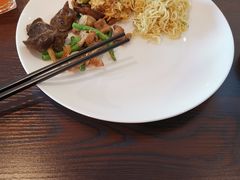 -深圳龙华大浪商业中心亚朵X酒店