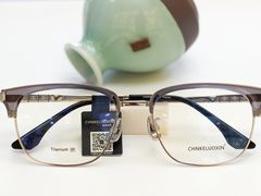 -潘多拉眼镜·蔡司依视路明月(潘家园店)