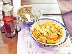 -左记港食(融科天城店)