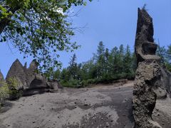 -峡谷浮石林景区