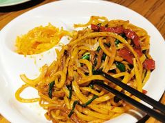 干煸炒拉条-贯贯吉·清真餐厅(浙江中路店)
