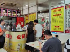 -华威达牛庄(黄埔大道西店)