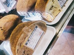 -白玉兰食品(汇联商厦店)