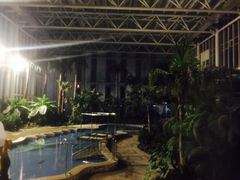 -中家鑫园温泉酒店鑫悦汤泉