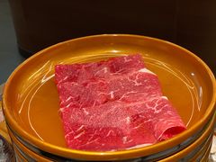 -牛YO寿喜烧·铁板烧和牛火锅自助(市府恒隆店)