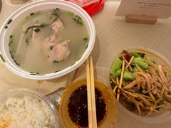 -老方桌烂蹄花川菜馆(九龙坡店)