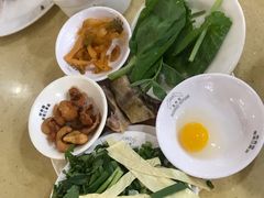 举人过桥米线-桥香园云南过桥米线(金马碧鸡店)