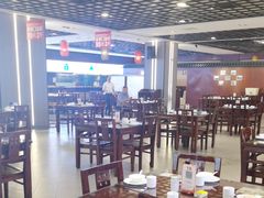 -潇湘华天大酒店-湘·悦美食街(芙蓉中路店)