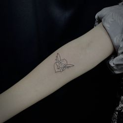 -木子·纹身店TATTOO穿孔·洗纹身