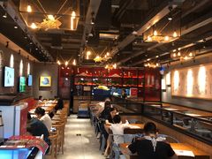 大堂-渝是乎酸菜鱼(龙旗购物中心店)