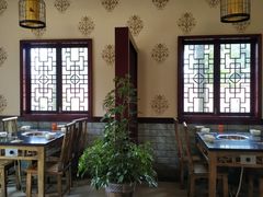 -周老三跷脚牛肉·全牛火锅(非遗传承店)