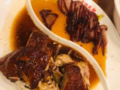 烧鹅瘦叉双拼-澳门陈光记烧味饭店(南京德基广场店)