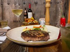 -SISTERS BAR RESTAURANT川意酒馆(嘉善老市H楼店)