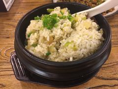 豆焖饭-遇见阿家村云南菜(魏公村店)