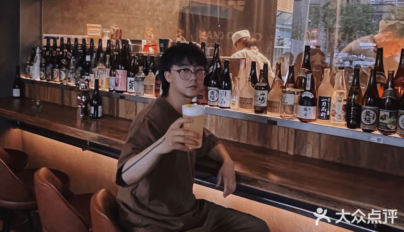 太爱这种氛围了！像是在日剧街头的居酒屋🍶